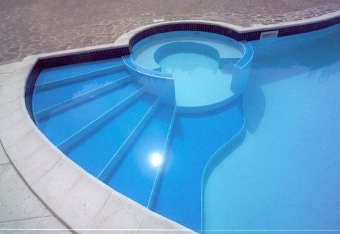 piscine Latina
