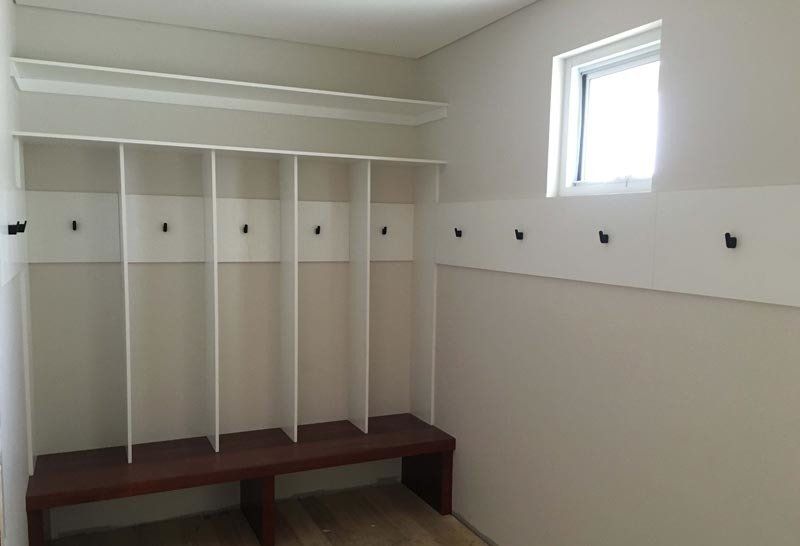 coat room
