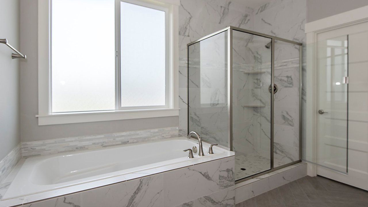Noyes Homes | New Custom Homes | Beaverton, Oregon | Home interior| Master Bath