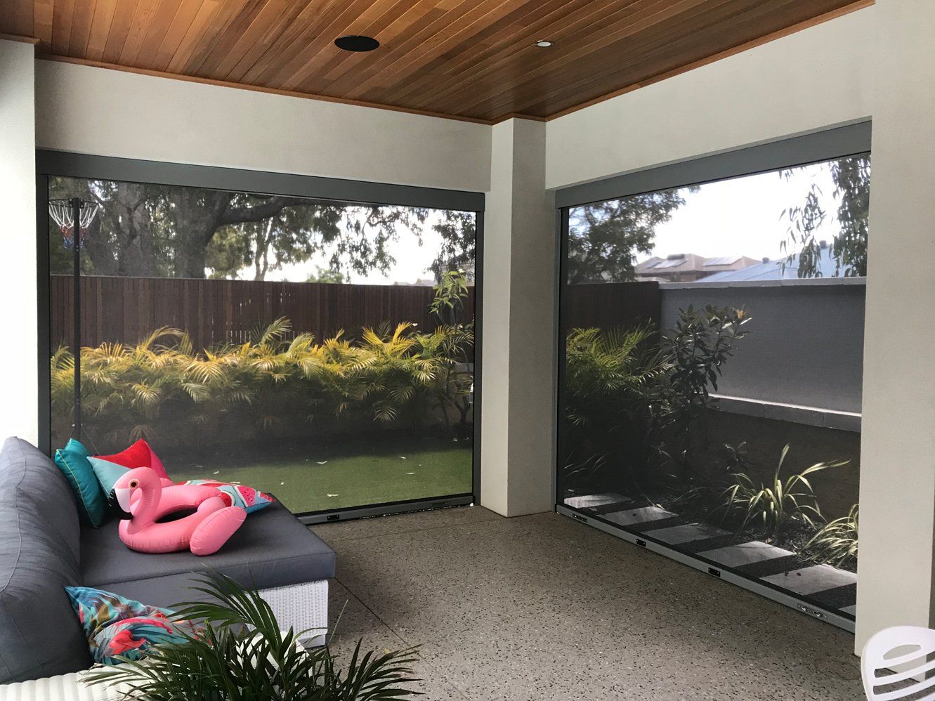 karinyup urban track retractable blind