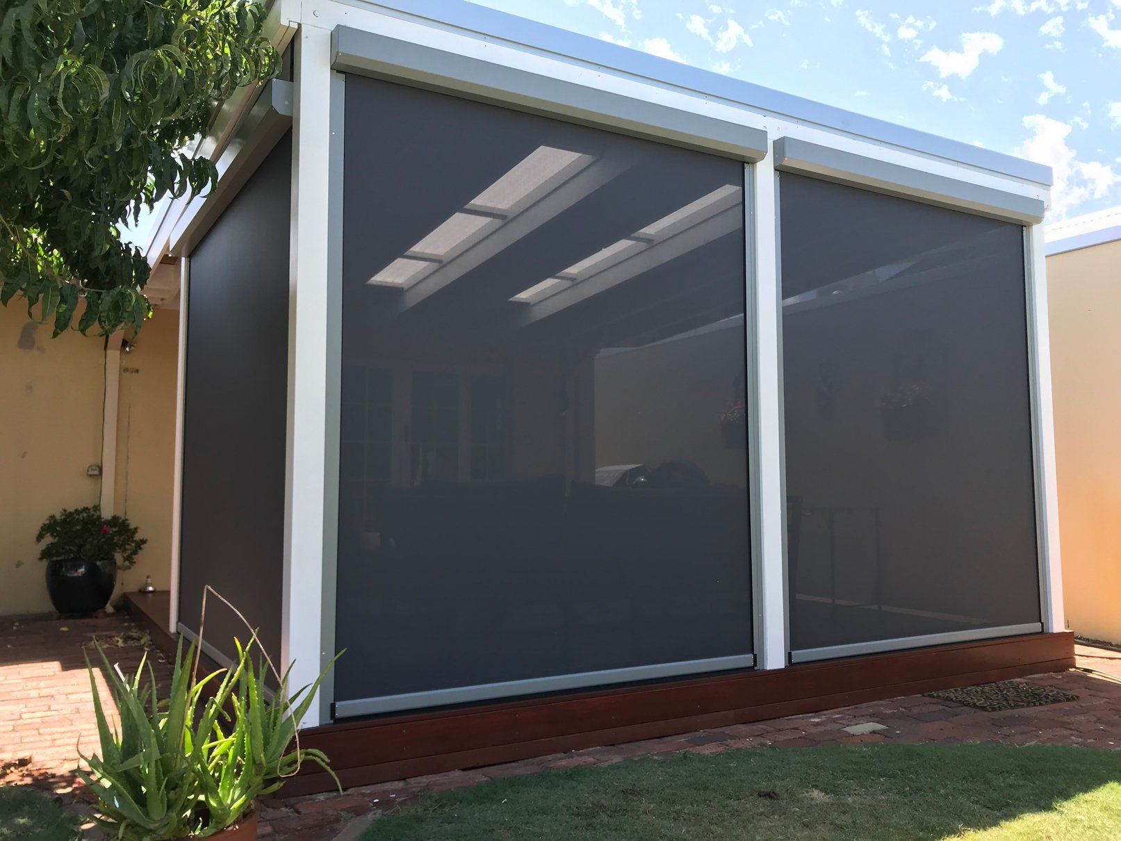 inglewood urban track retractable blind