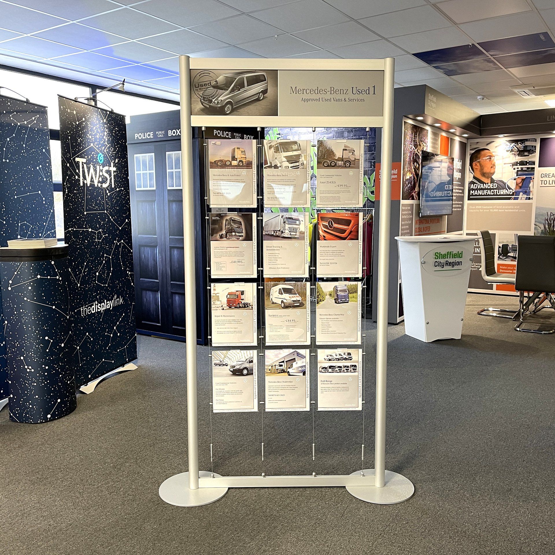 Freestanding Cable Display with Poster Pockets