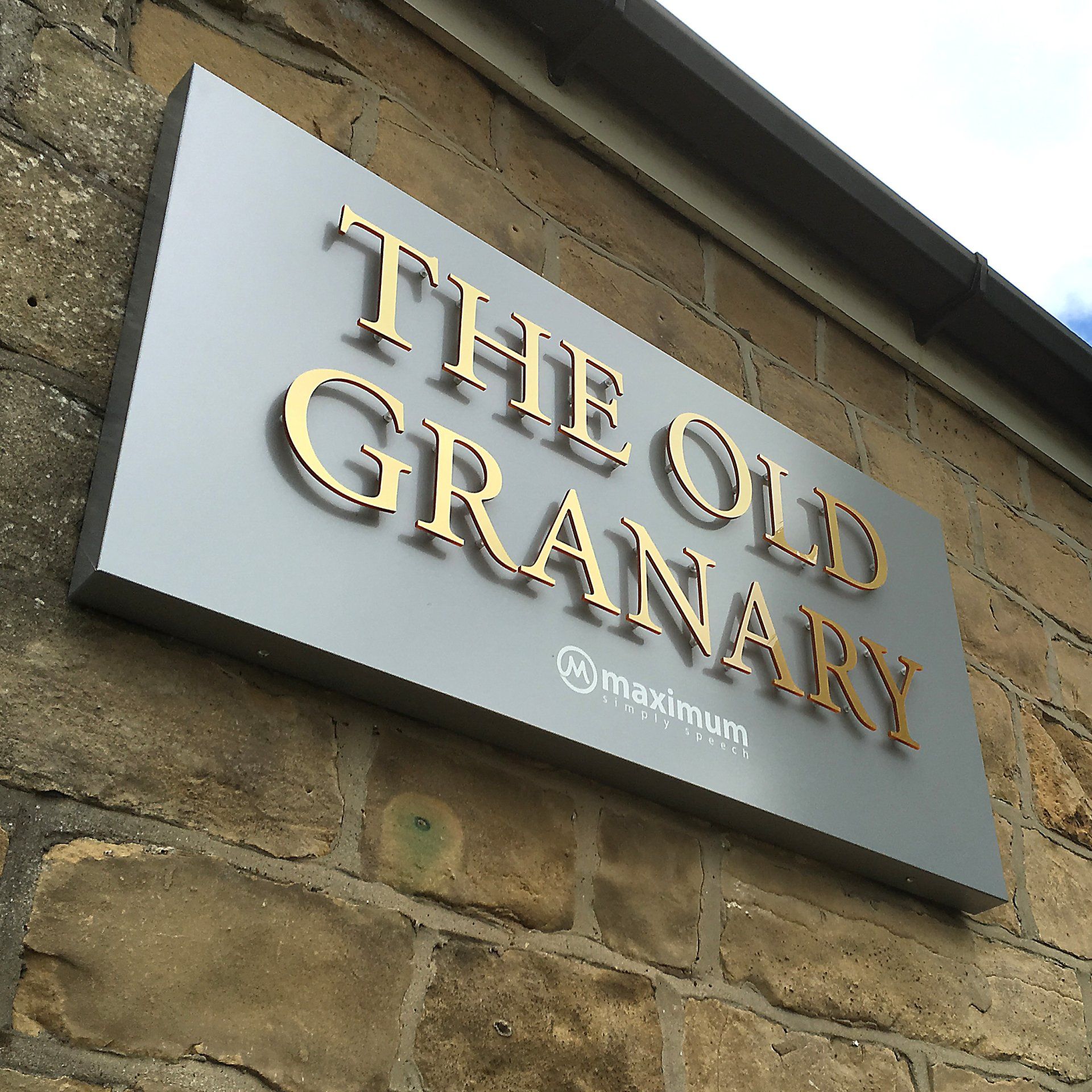 Tray SIgn Gold Acrylic