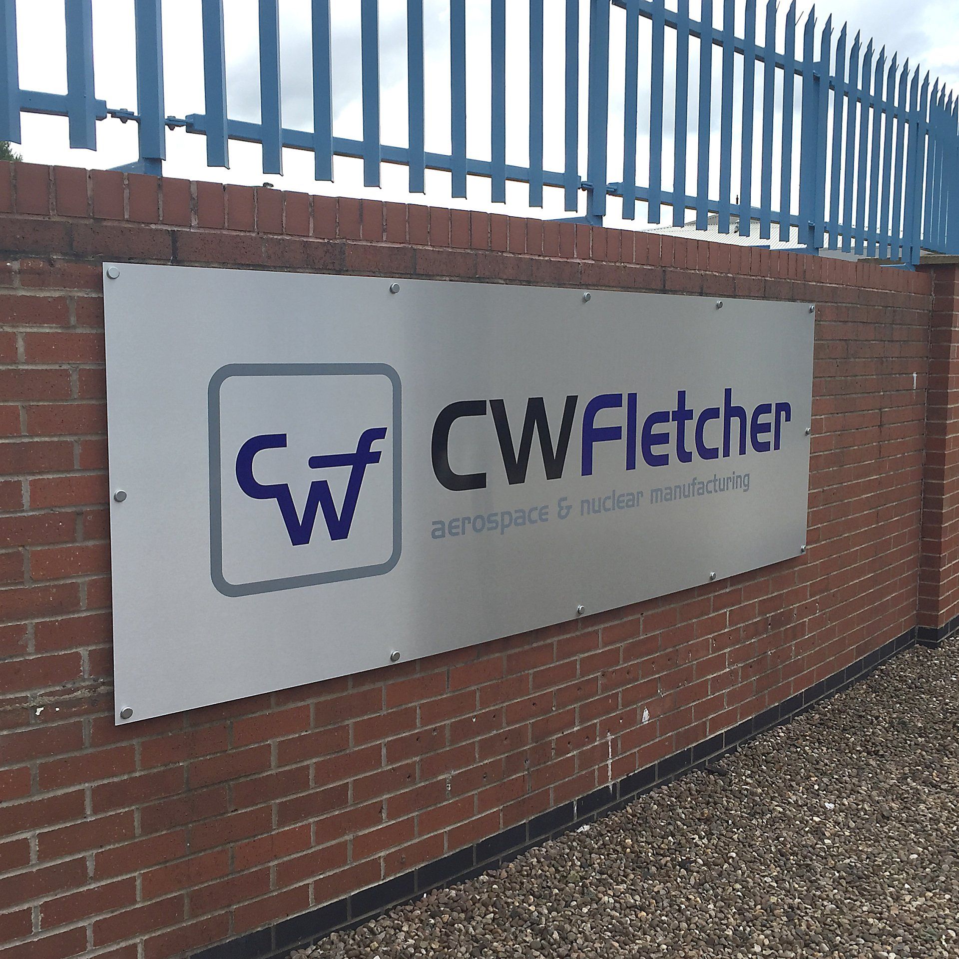 Tray Signs Brushed Effect