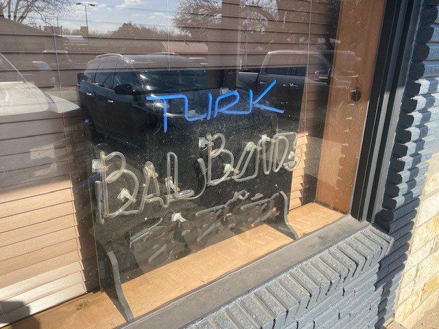 Bail Bonds Office Outside