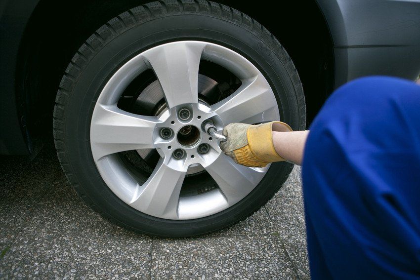 Wheels and tyres