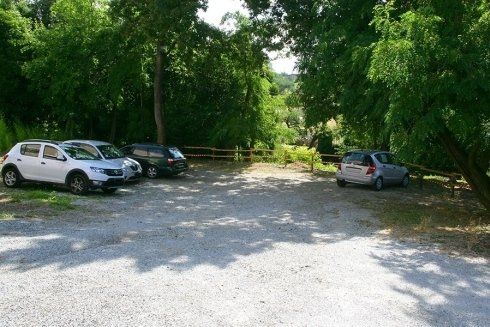 parcheggio villa