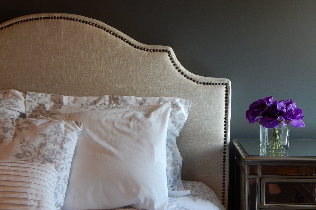 Headboard disassembly