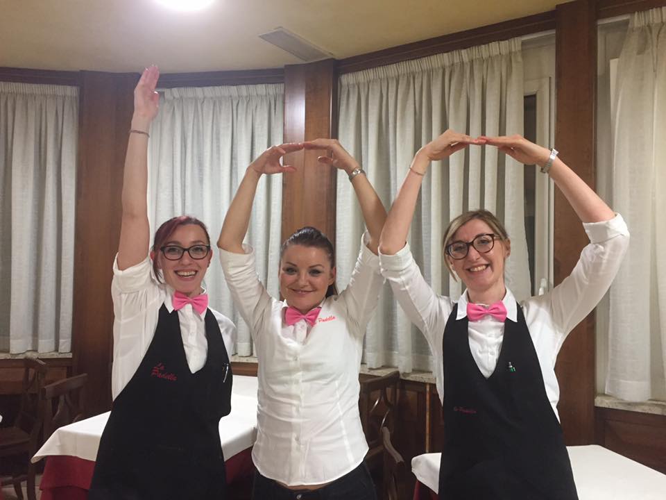 Delle cameriere di un ristorante