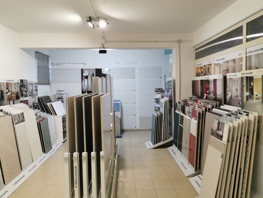 rivestimenti per il bagno in esposizione