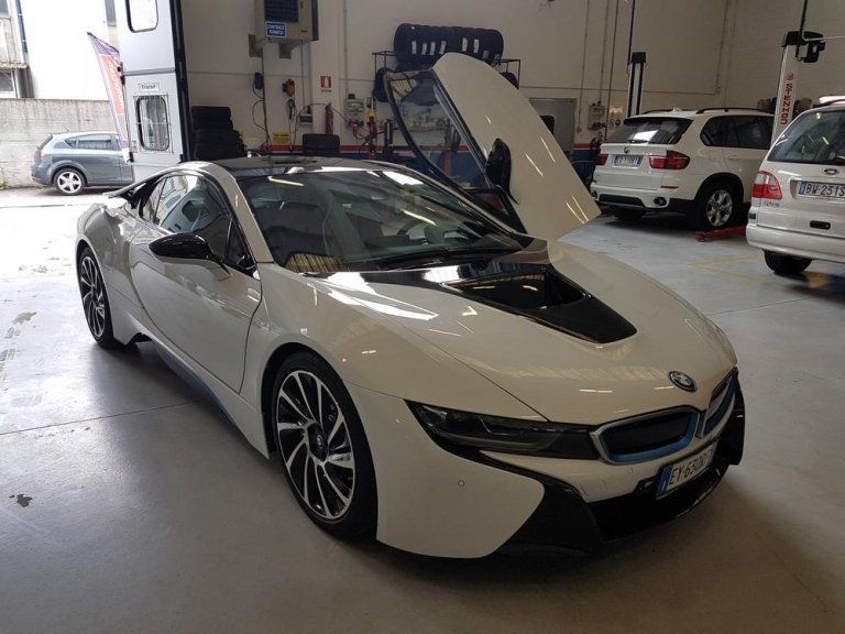 auto sportiva