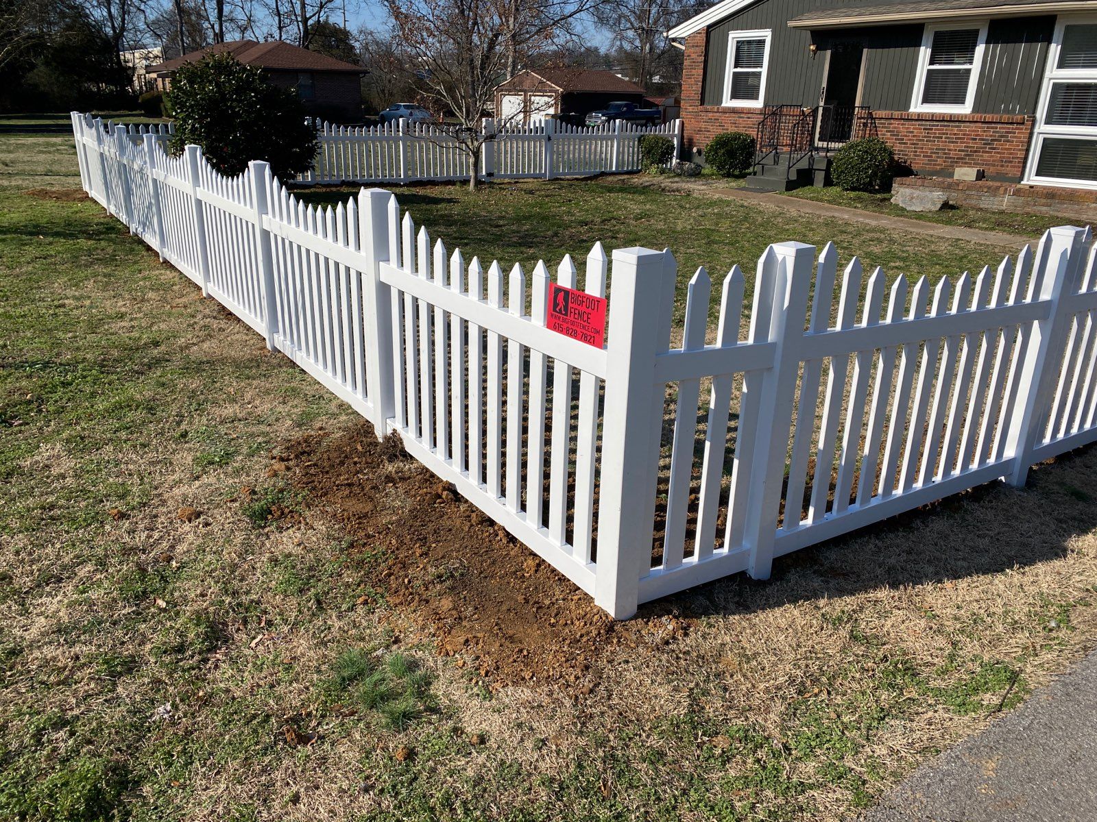 Picket fence contractor in Nashville TN
