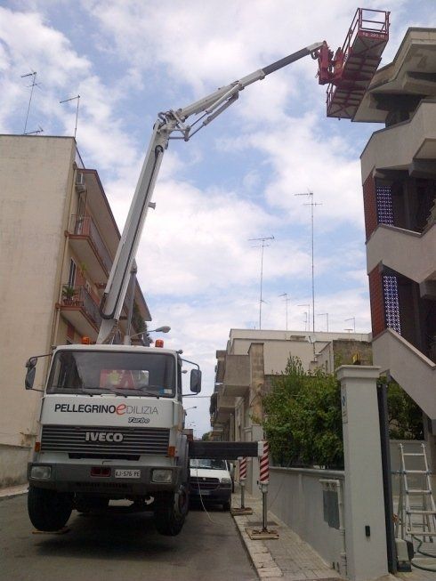 Macchina per opere edili in quota