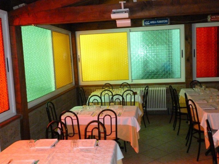 Restaurant hall