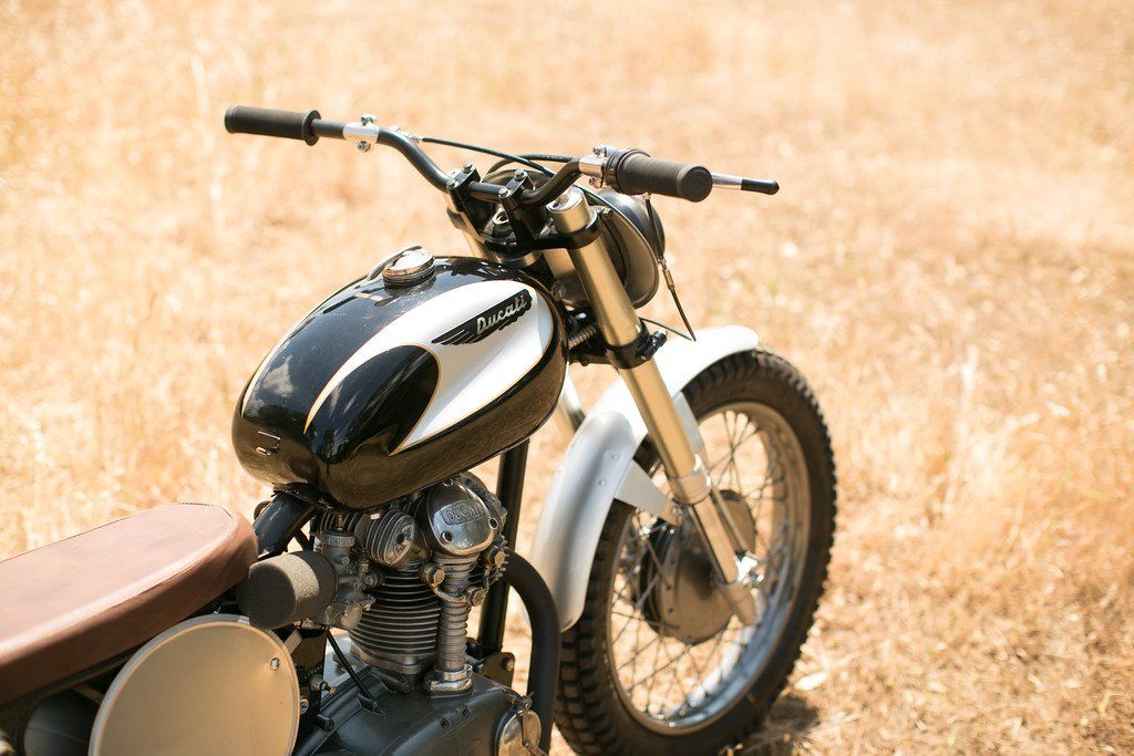 motorcycle repair shops picture