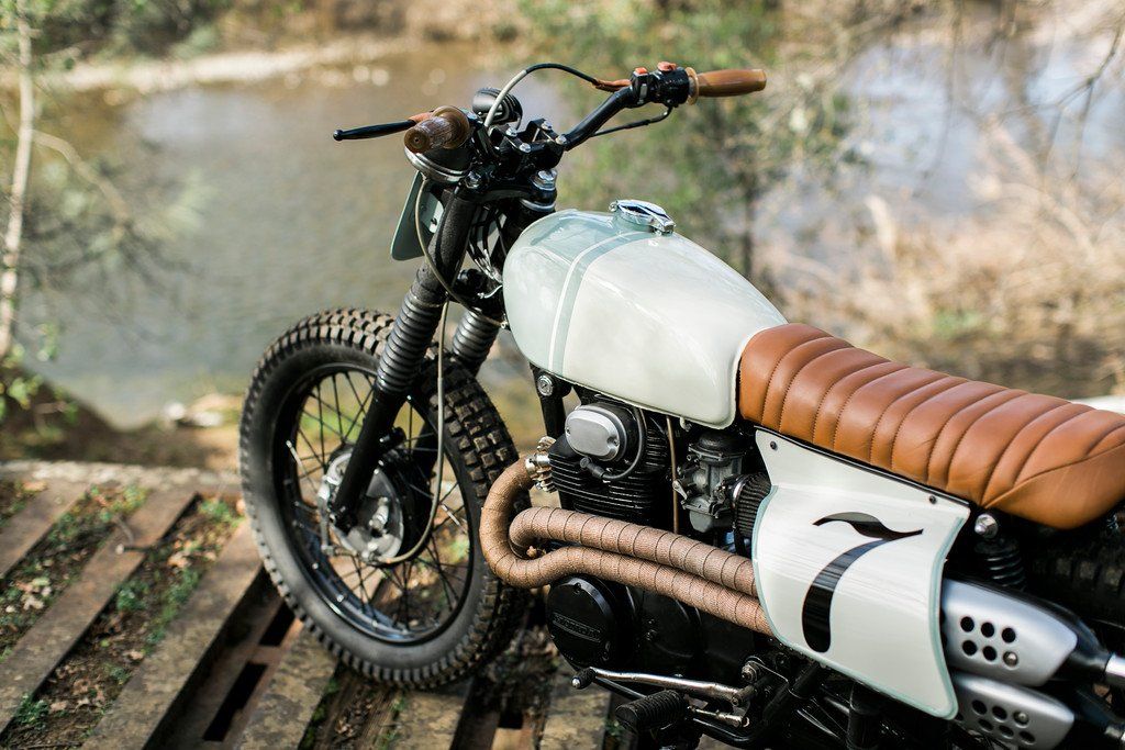custom motorcycle shop image
