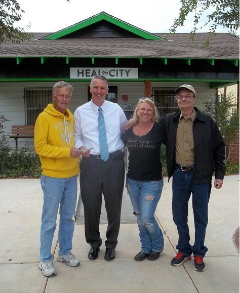 Heal the City volunteers on historic route 66 Amarillo, TX