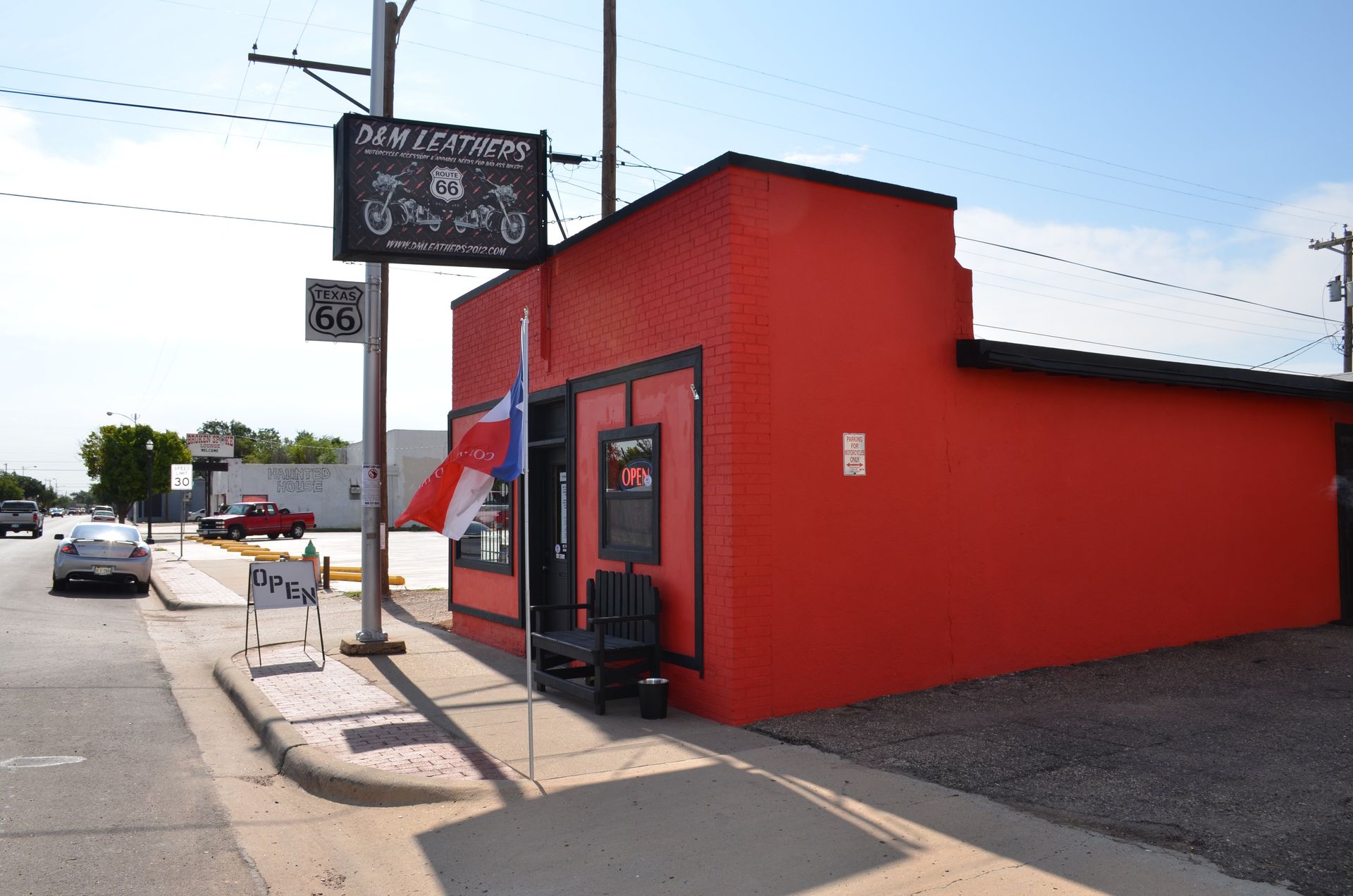 D&M Leathers on Route 66 in Amarillo TX