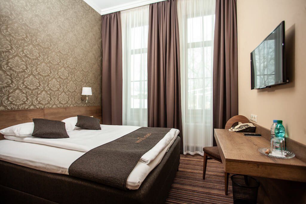 Vienvietīgs numurs, Hotel Cēsis