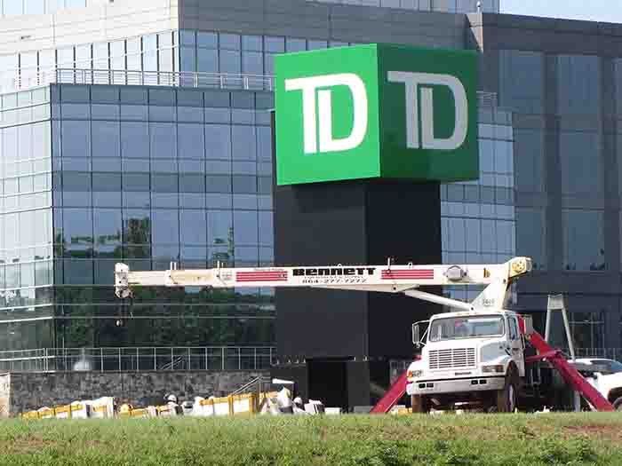 Bennett Equipment TD