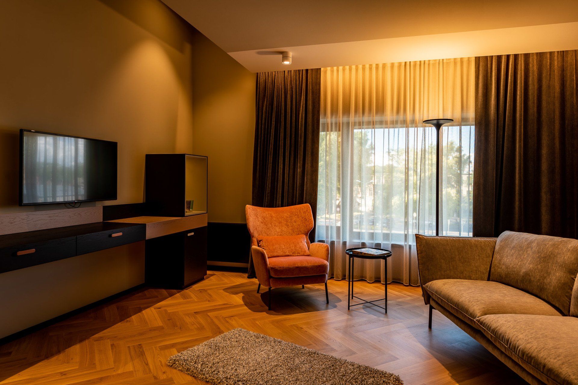 Superior Mansard King room 5