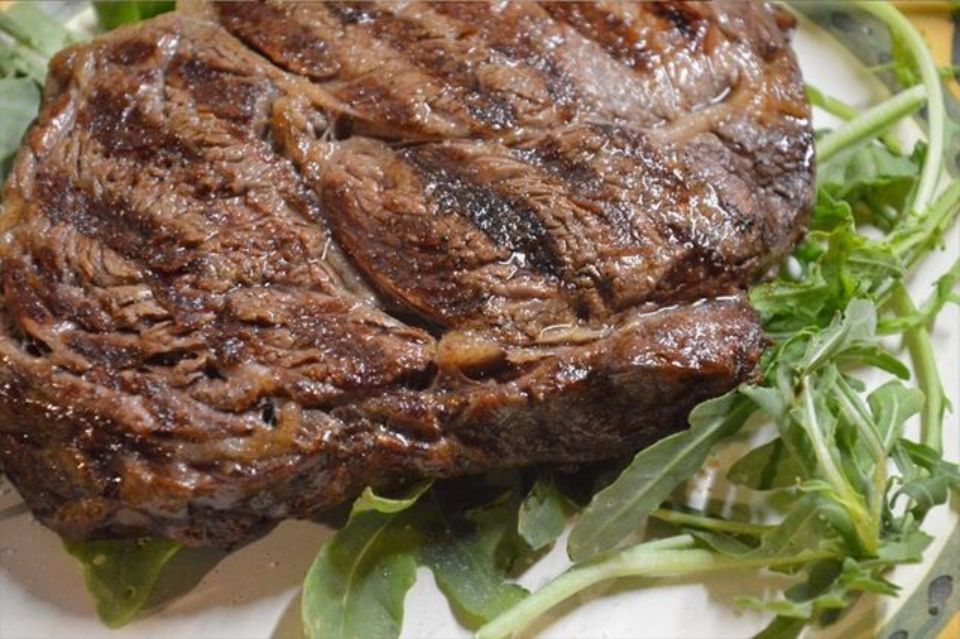 Barbecued meat