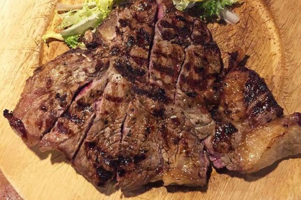 Barbecued meat