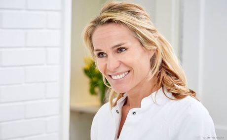 Zahnarzt Steyr, Dr. Roswitha Mayr Zahnarzt Steyr, Dr. Roswitha Mayr