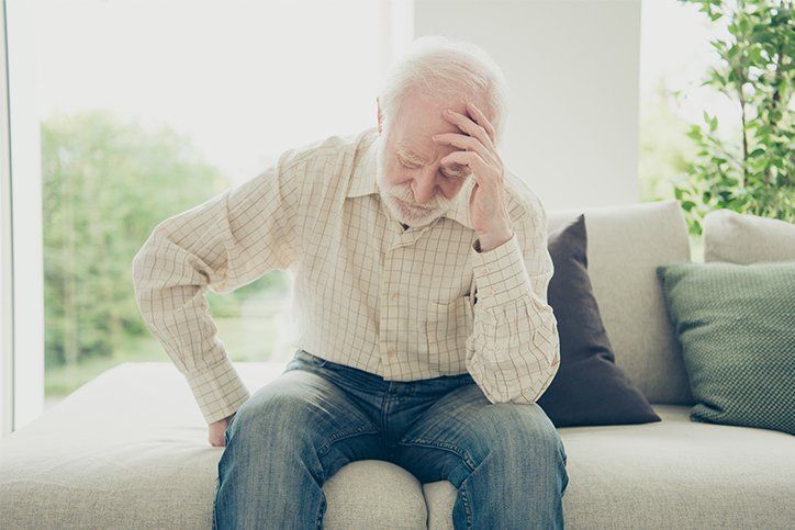 Senior Holding His Head ─ Ocala, FL ─ William Gaya, MD PA Senior Holding His Head ─ Ocala, FL ─ William Gaya, MD PA