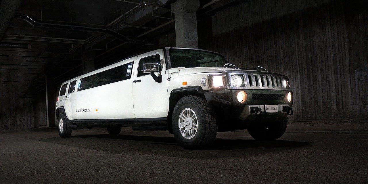 Limosofcedarrapids.com is a local Cedar Rapids Limo Company