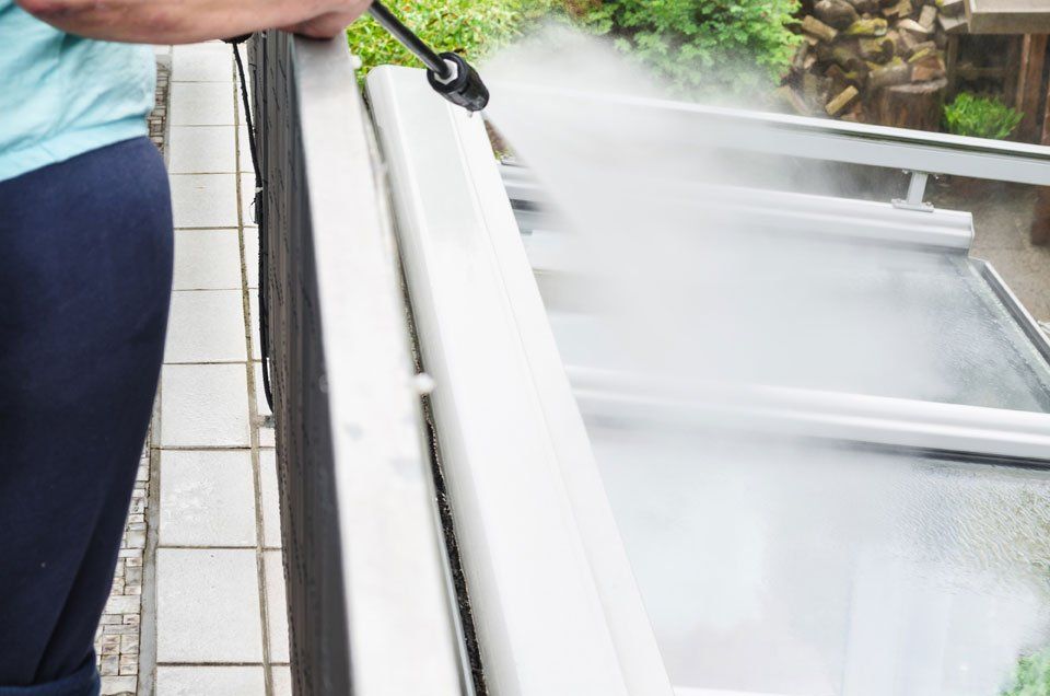 house washing cairns