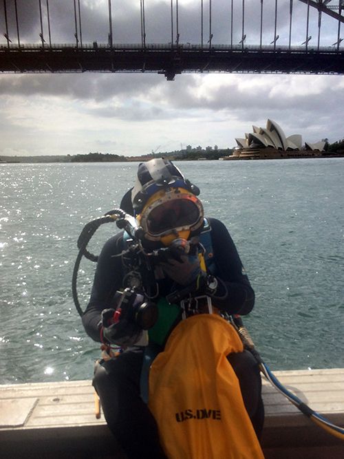 Archaeological survey getting ready to dive in water