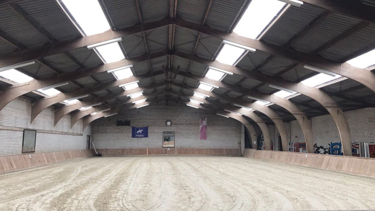 Verantwoord paardrijlessen bij manege EEPM Verantwoord paardrijlessen bij manege EEPM