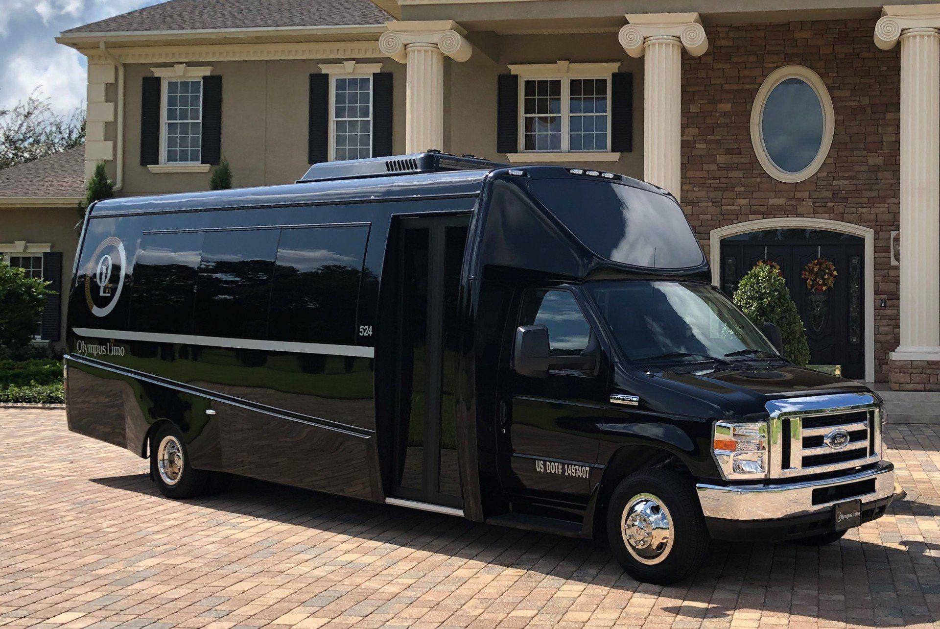 Mini Buses - Limo Rental in Tampa, FL Mini Buses - Limo Rental in Tampa, FL