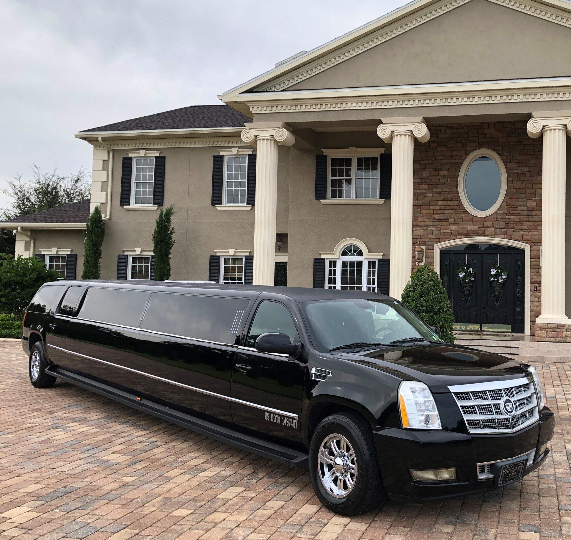 Limousines - Limo Rental in Tampa, FL Limousines - Limo Rental in Tampa, FL
