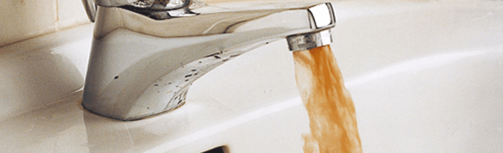 Acqua di Pozzo color marrone, ricca di Ferro e Manganese acqua di pozzo ferrosa