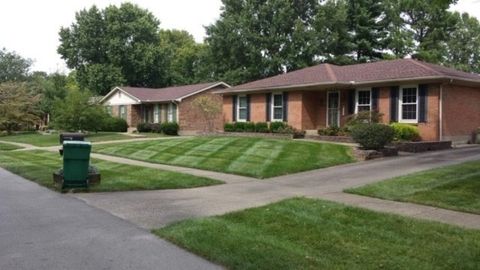 Lawn Services — Beautiful Lawn — Louisville, KY Lawn Services — Beautiful Lawn — Louisville, KY