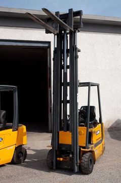 assitenza carrelli elevatori assitenza carrelli elevatori