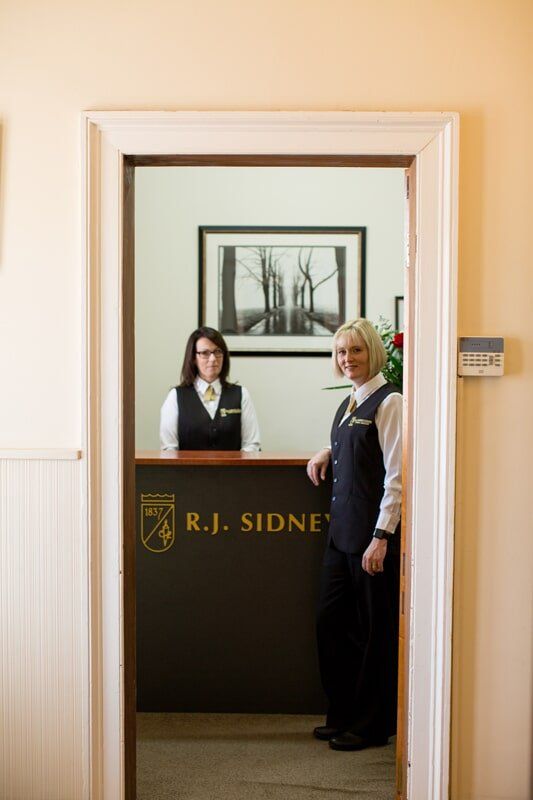 R.J. Sidney Staff — Services In Goulburn, NSW R.J. Sidney Staff — Services In Goulburn, NSW