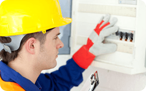 electrical testing of a fusebox