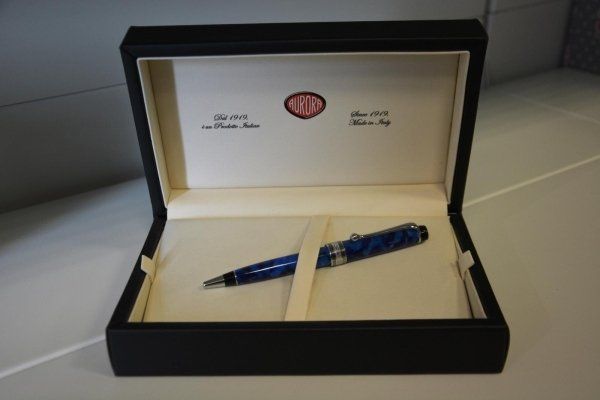 biro elegante