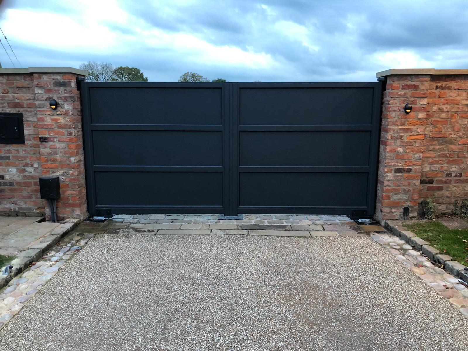 contemporary dark aluminium gates