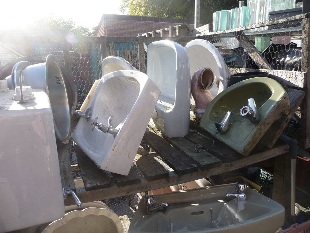 various pot sinks