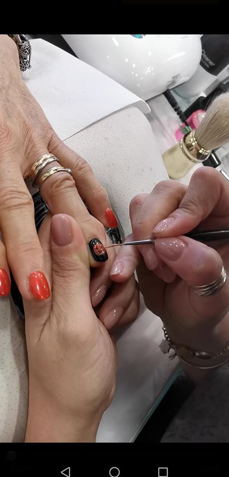 manicure estetico