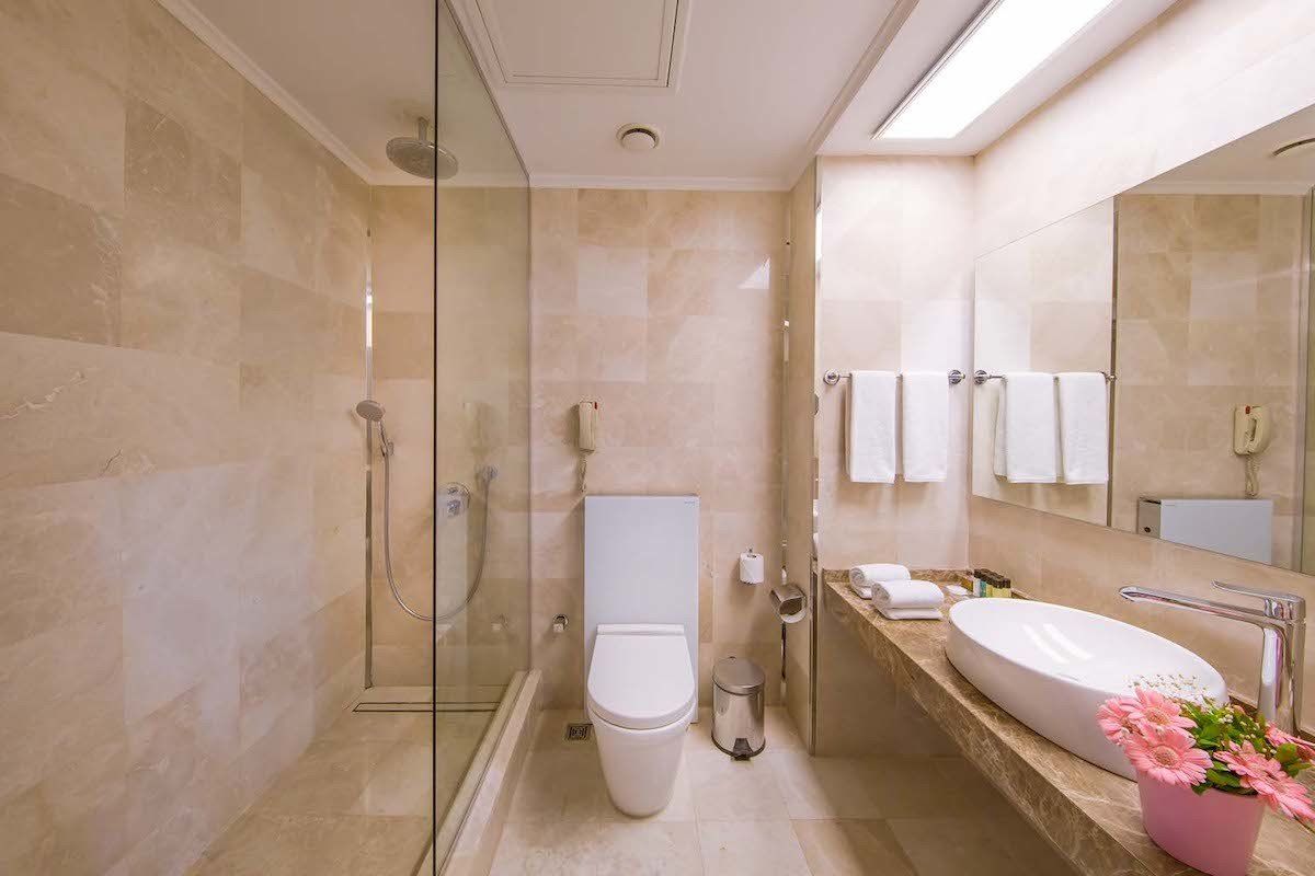 Legacy Ottoman Hotel Deluxe Triple Room