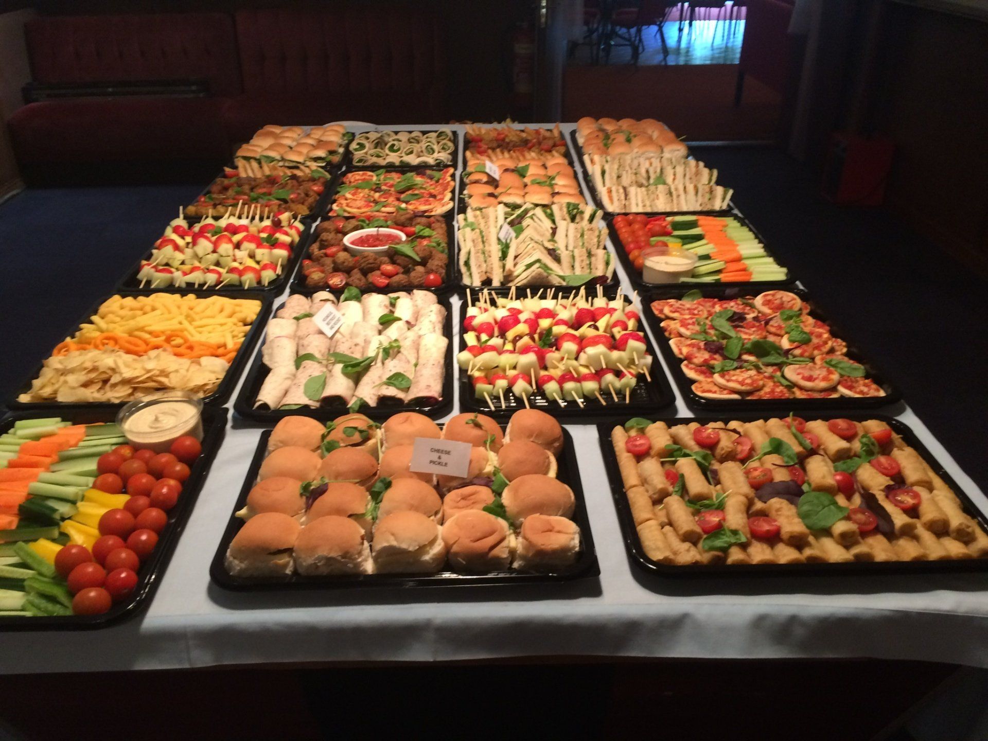 Catering for all occasions - Southend-on-Sea - Eatstreet Catering - Wedding buffets Catering for all occasions - Southend-on-Sea - Eatstreet Catering - Wedding buffets