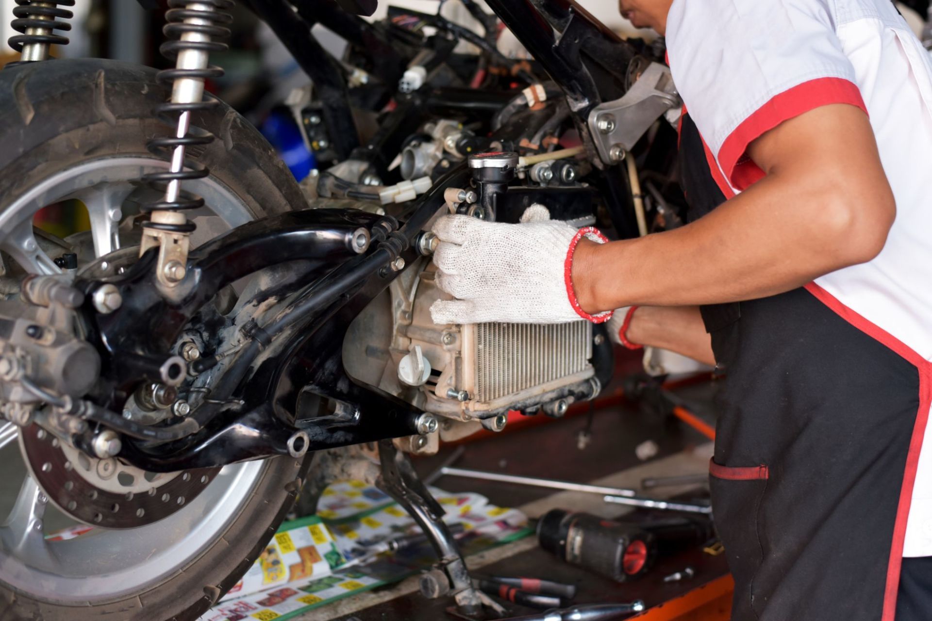 riparazione moto