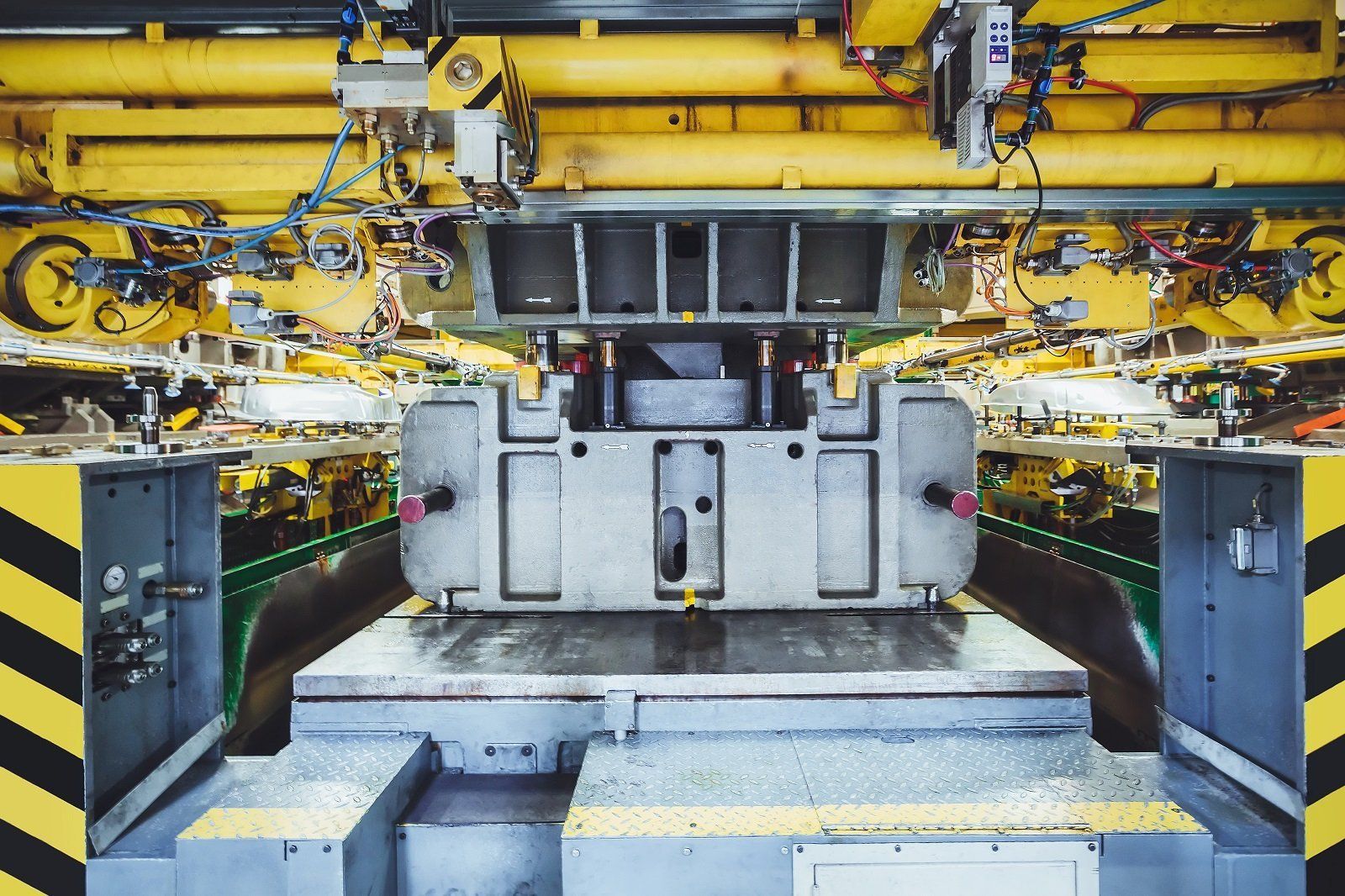 interno di fabbrica di produzione pneumatici