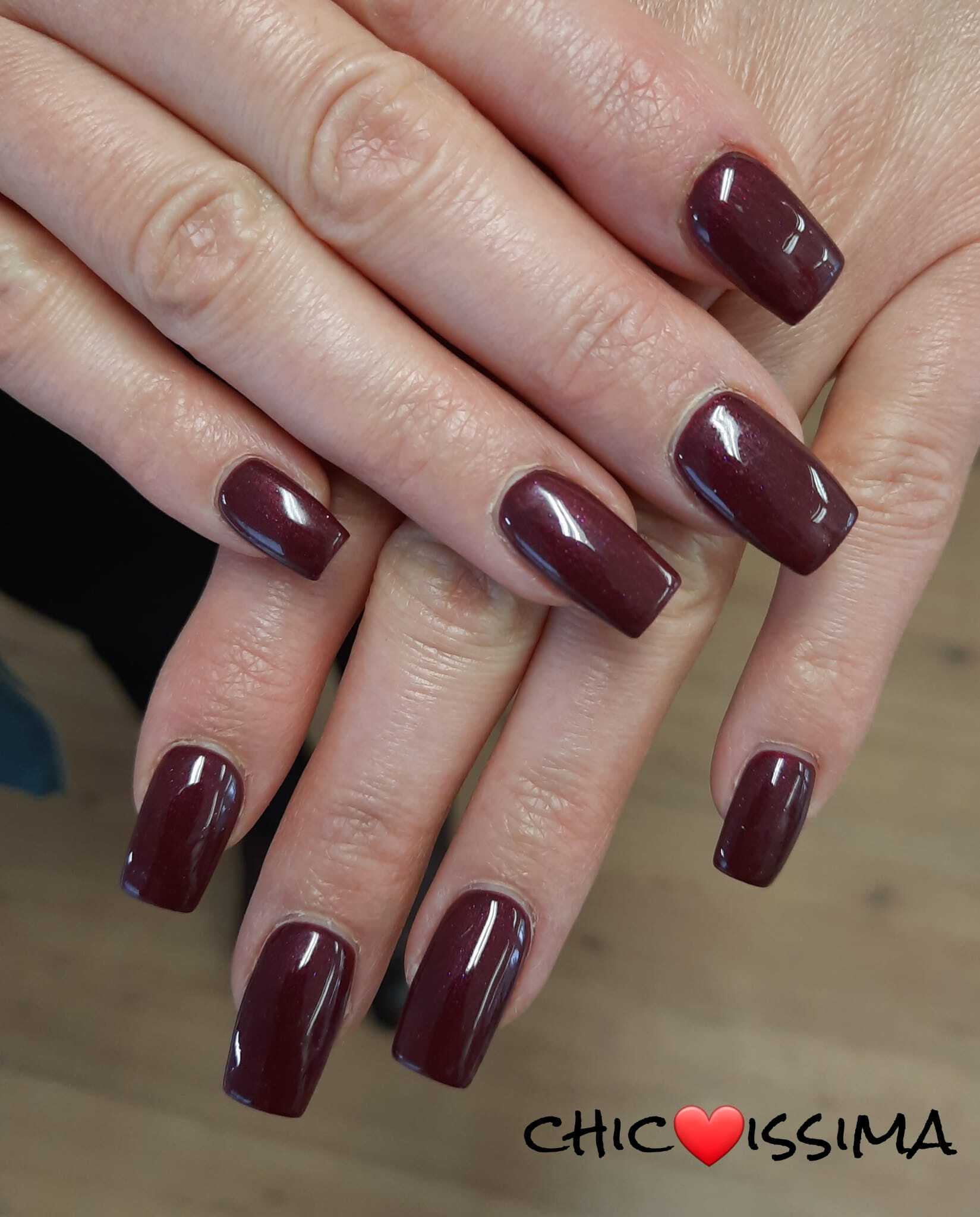 nailart dunkelrot