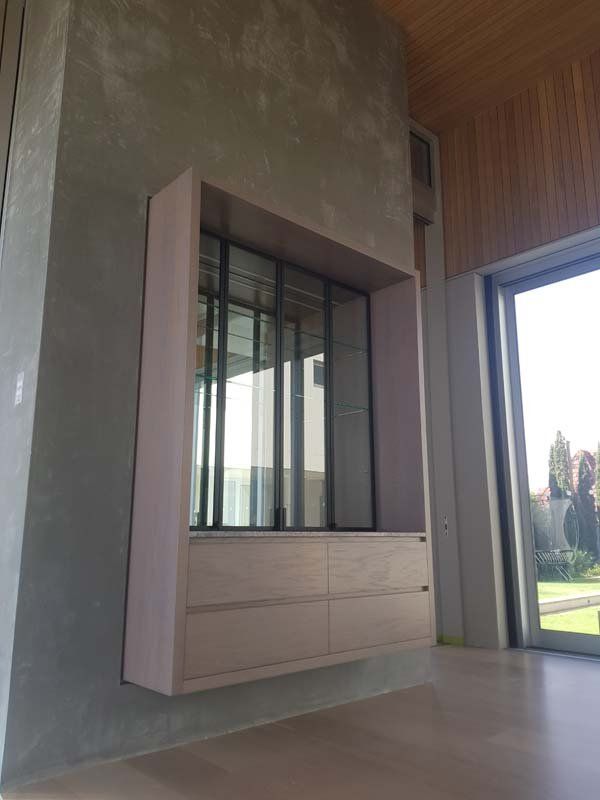 light wood drawers with mirrors